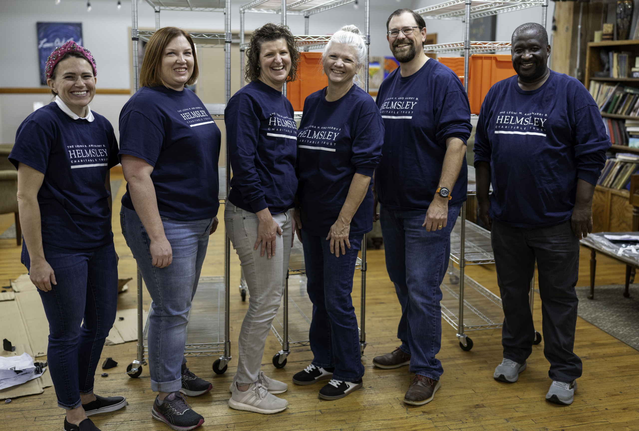 Helmsley Charitable Trust grants $15K to Midwest Street Medicine as staff volunteers for the organization